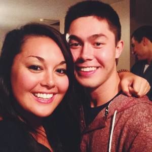 Meet your Posher, Caitlin